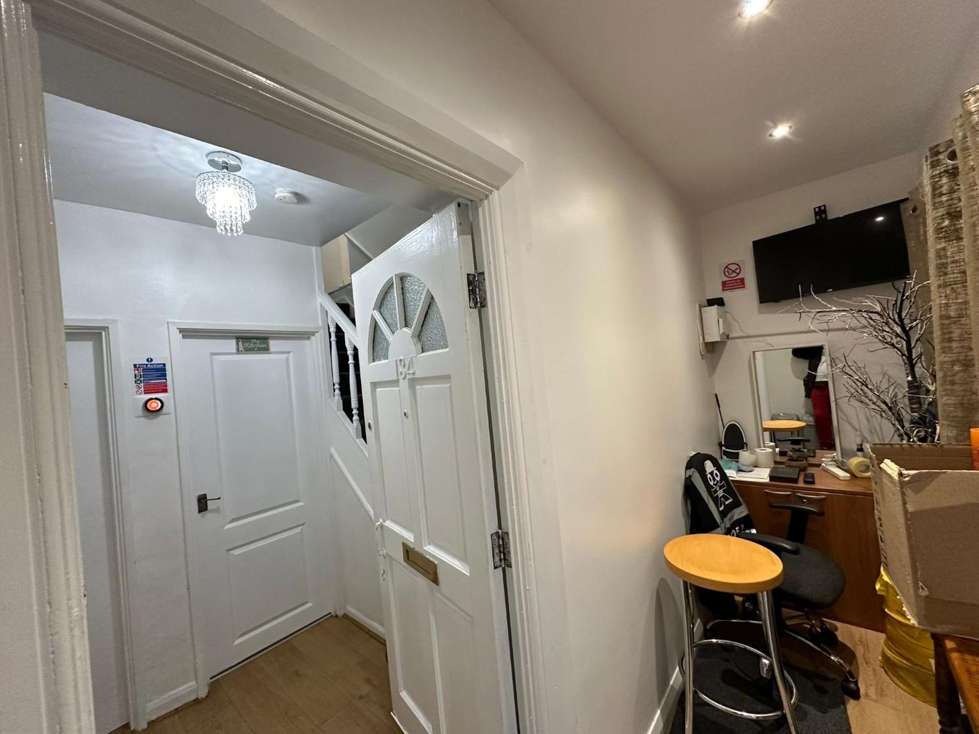 Luxury Ensuite 2Nd Studio Flat With Great Views In Keedonwood Road With Fully Own Bathroom Newly Added And Private Kitchenette Bromley Exterior foto