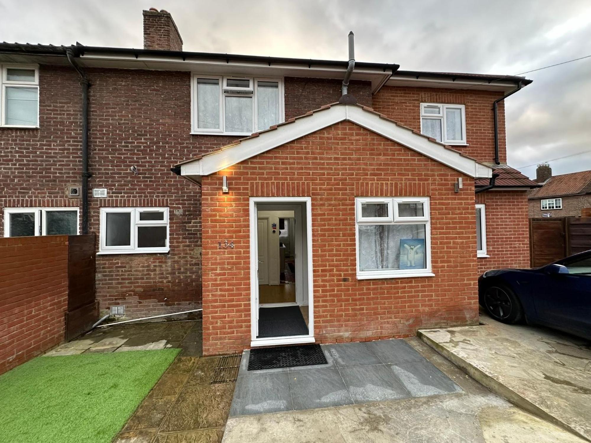 Luxury Ensuite 2Nd Studio Flat With Great Views In Keedonwood Road With Fully Own Bathroom Newly Added And Private Kitchenette Bromley Exterior foto